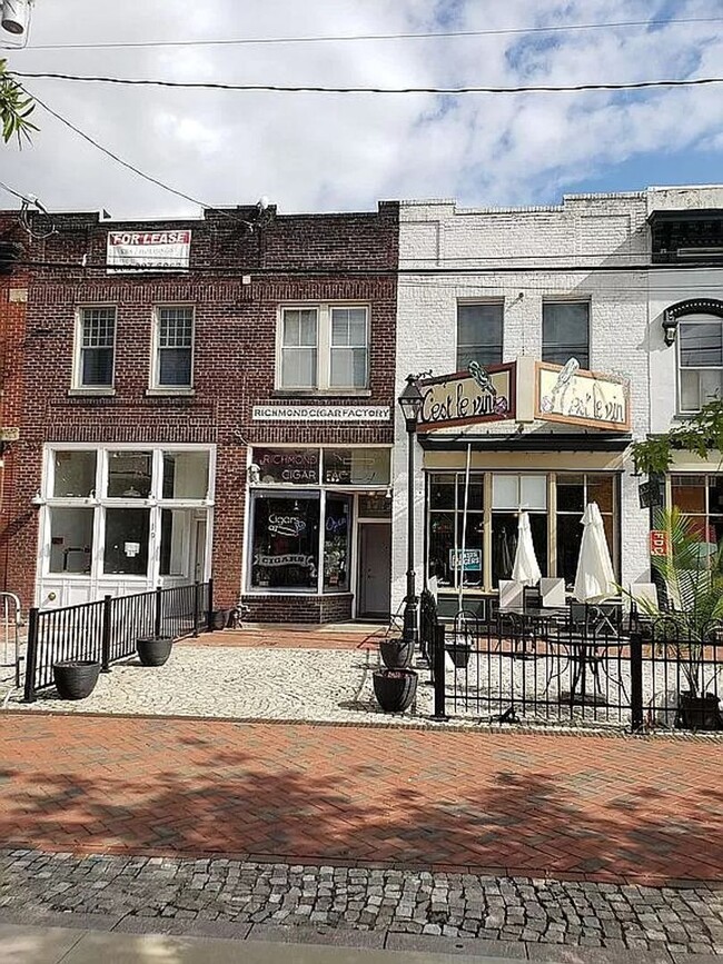 property at 17 1/2 N 17th St