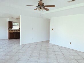 10603 Village Trail Dr in Houston, TX - Building Photo - Building Photo