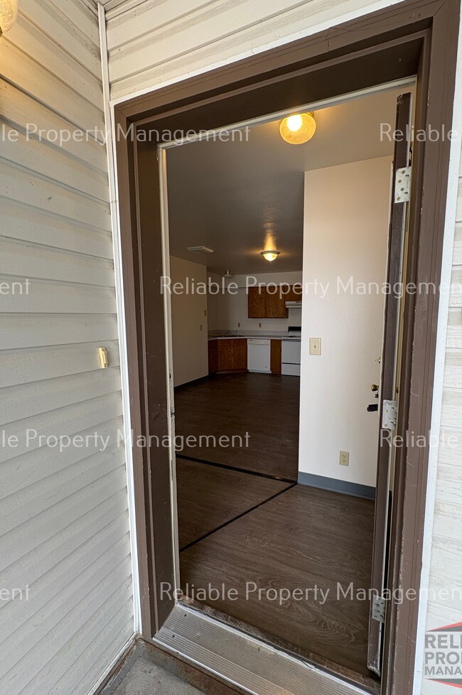 2144 Meppen Dr, Unit 2144 in Idaho Falls, ID - Building Photo - Building Photo