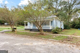 100 International St, Unit 136 in Hogansville, GA - Building Photo - Building Photo