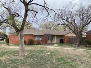 2807 Duncan Dr in Amarillo, TX - Building Photo - Building Photo