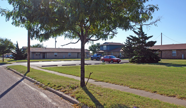 96 West in Lubbock, TX - Foto de edificio - Building Photo