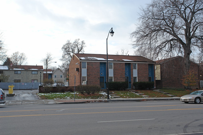 1-96 Twin Beeches in Rochester, NY - Building Photo - Building Photo