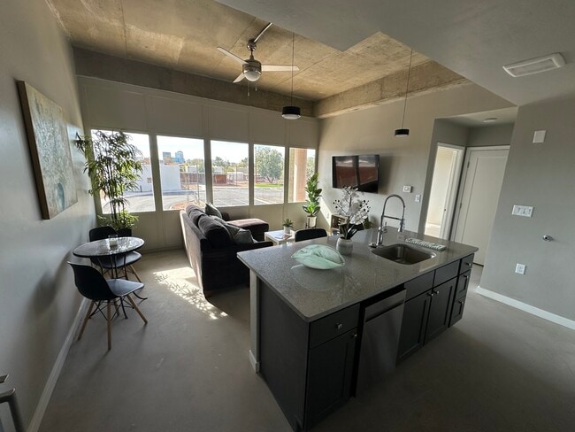 1150 N 7th Ave, Unit 1202