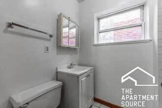 3153 W Argyle St in Chicago, IL - Building Photo - Building Photo