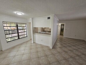 235 Antilla Ave in Coral Gables, FL - Building Photo - Building Photo