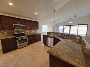 1480 Misty Sky Dr in Henderson, NV - Building Photo - Building Photo