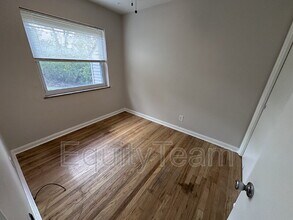 1192 Hempstead Dr in Cincinnati, OH - Building Photo - Building Photo