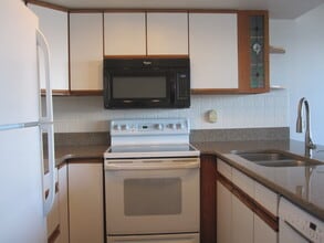 103 Rockwell Ave, Unit Rockwell Condo B-18 in Port Orchard, WA - Building Photo - Building Photo