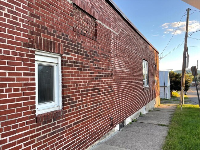 375 Prospect St in Binghamton, NY - Building Photo - Building Photo