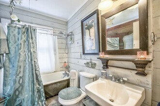 316 Harbin Ave in Waxahachie, TX - Building Photo - Building Photo