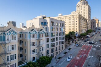 Crescent Nob Hill in San Francisco, CA - Foto de edificio - Building Photo