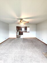 2563 N 4645th Rd in Somonauk, IL - Building Photo - Building Photo