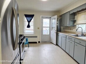 70 2nd St, Unit 2 in Scranton, PA - Foto de edificio - Building Photo