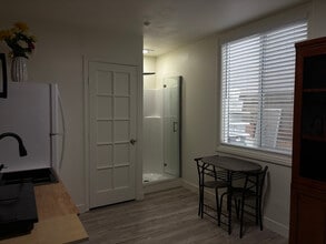 15111 Hemlock Ave in Fontana, CA - Building Photo - Building Photo