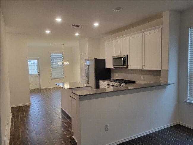 property at 549 Pickrell Lp