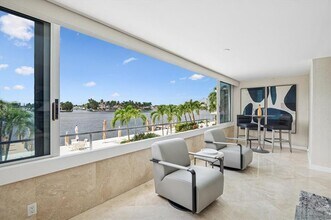 215 N Birch Rd in Fort Lauderdale, FL - Building Photo - Building Photo