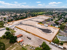 Villas on Ware in McAllen, TX - Building Photo