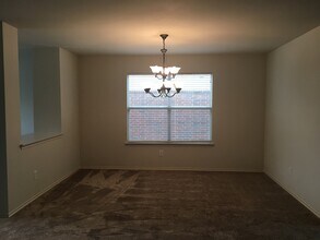 2025 Laughlin Rd in Fort Worth, TX - Building Photo - Building Photo