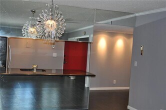 615 NE 12th Ave in Fort Lauderdale, FL - Building Photo - Building Photo