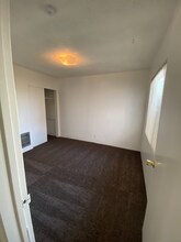 421 S 13th St in Las Vegas, NV - Building Photo - Building Photo