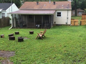 1028 E Maxwell Ln in Bloomington, IN - Building Photo - Building Photo