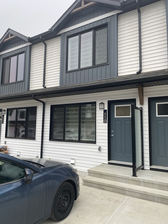 property at 1025 Secord Promenade