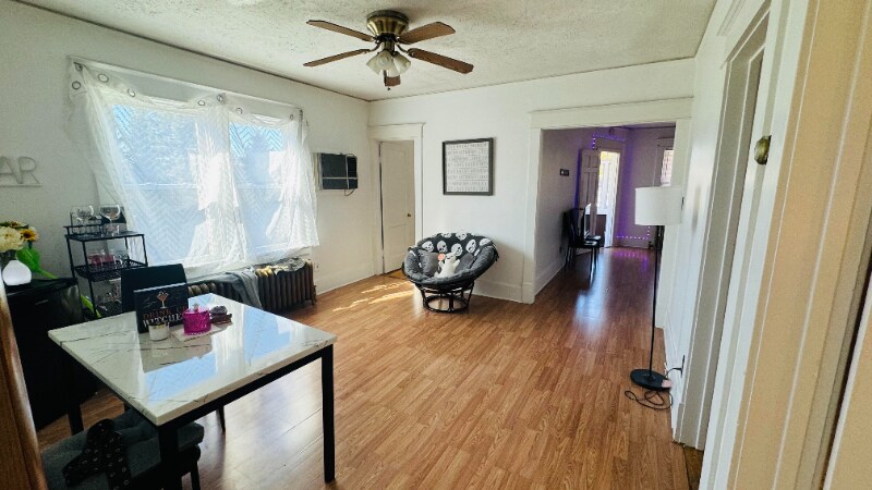 51 Russell Rd in Albany, NY - Building Photo