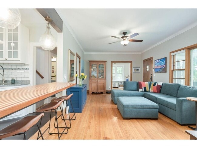 property at 628 Morgan Ave S