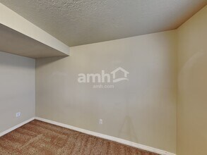 5252 S 4300 W in Hooper, UT - Building Photo - Building Photo