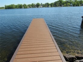 28 E River Rd in Central Square, NY - Building Photo