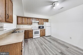 1764 Wilcox Ln in Silver Spring, MD - Building Photo - Building Photo