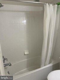 25249 Destination Square photo'