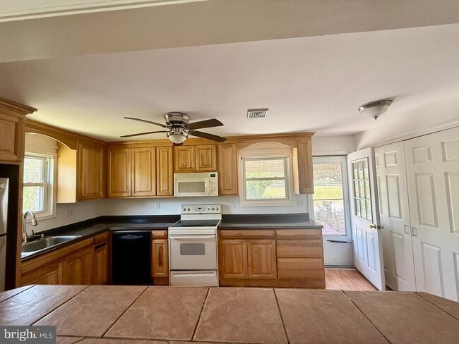 5 Copes Ln in Media, PA - Building Photo - Building Photo