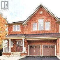 36 Birch Tree Trail in Brampton, ON - Building Photo