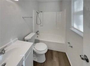 7608 Millstone Ln in Winston-Salem, NC - Building Photo - Building Photo