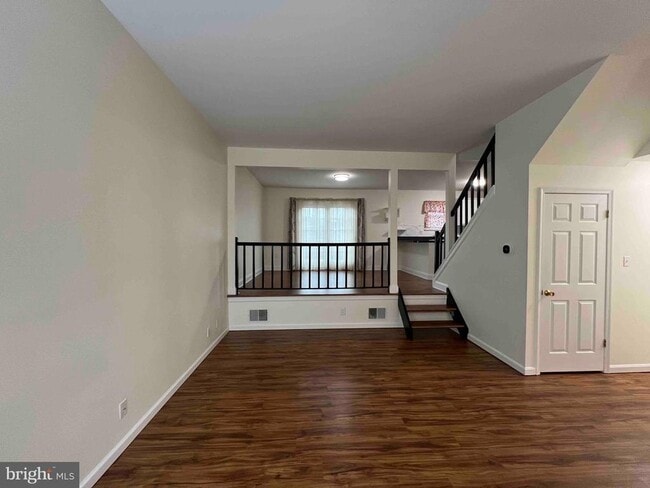 6247 Spring Knoll Dr