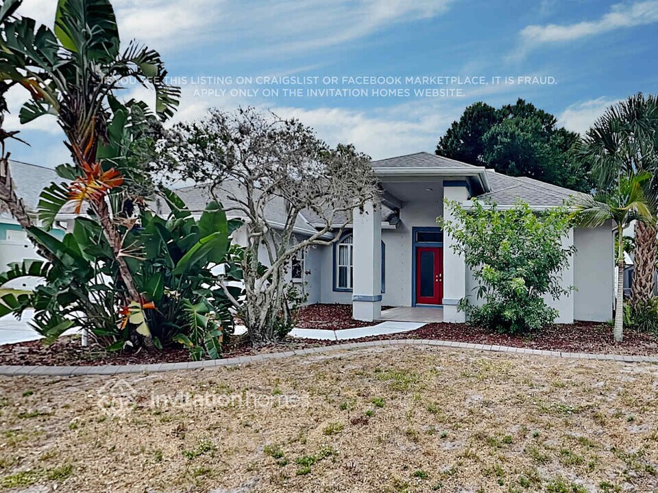 6104 55th Ave Cir E in Bradenton, FL - Building Photo