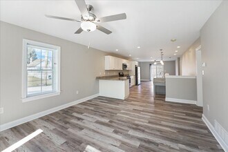 552 Creek Rd, Unit #4 in Kennett Square, PA - Building Photo - Building Photo