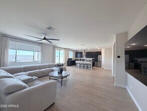 9324 S 30th Ln in Phoenix, AZ - Building Photo - Building Photo