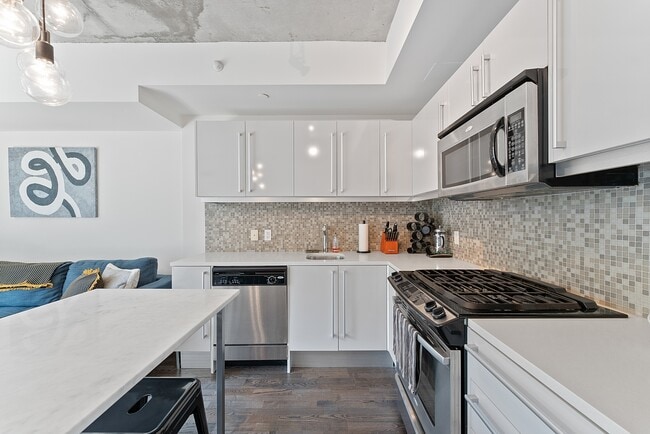 25 Oxley St in Toronto, ON - Building Photo - Building Photo