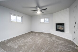 445 N 100 E in Lehi, UT - Building Photo - Building Photo