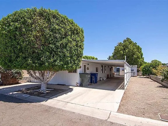 2063 S Coyote Ave in Yuma, AZ - Building Photo - Building Photo