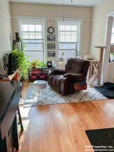 5040 N Winchester Ave, Unit 1932-2 in Chicago, IL - Foto de edificio - Building Photo