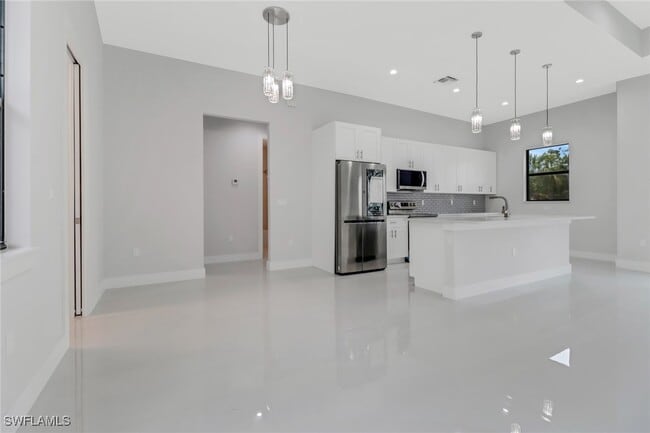 property at 2266 Desoto Blvd S