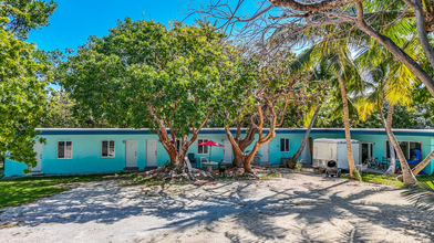 80939 Overseas Hwy in Islamorada, FL - Building Photo - Building Photo