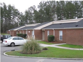 Northwoods Apartments in Burgaw, NC - Building Photo - Building Photo