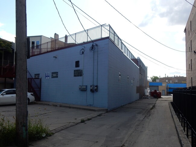 2109 S Ashland Ave in Chicago, IL - Building Photo - Building Photo