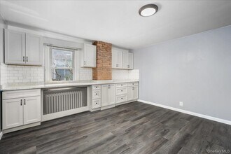 319 Union Ave in Mamaroneck, NY - Building Photo - Building Photo