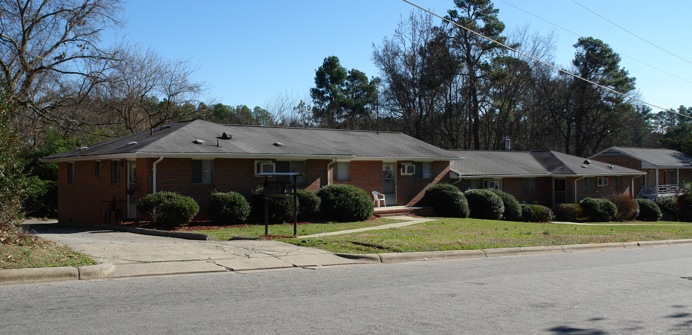 2402 N Lednum St in Durham, NC - Building Photo